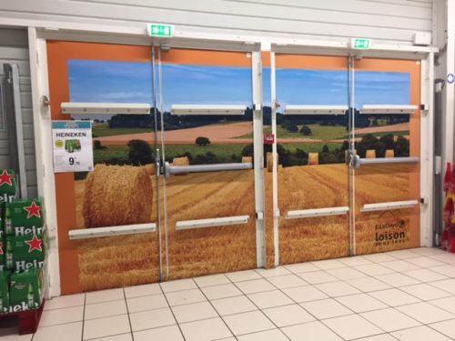 Décoration porte de service