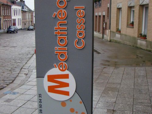 Totem médiathèque