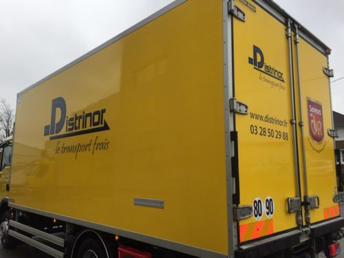lettrage camion poids lourds Distrinor